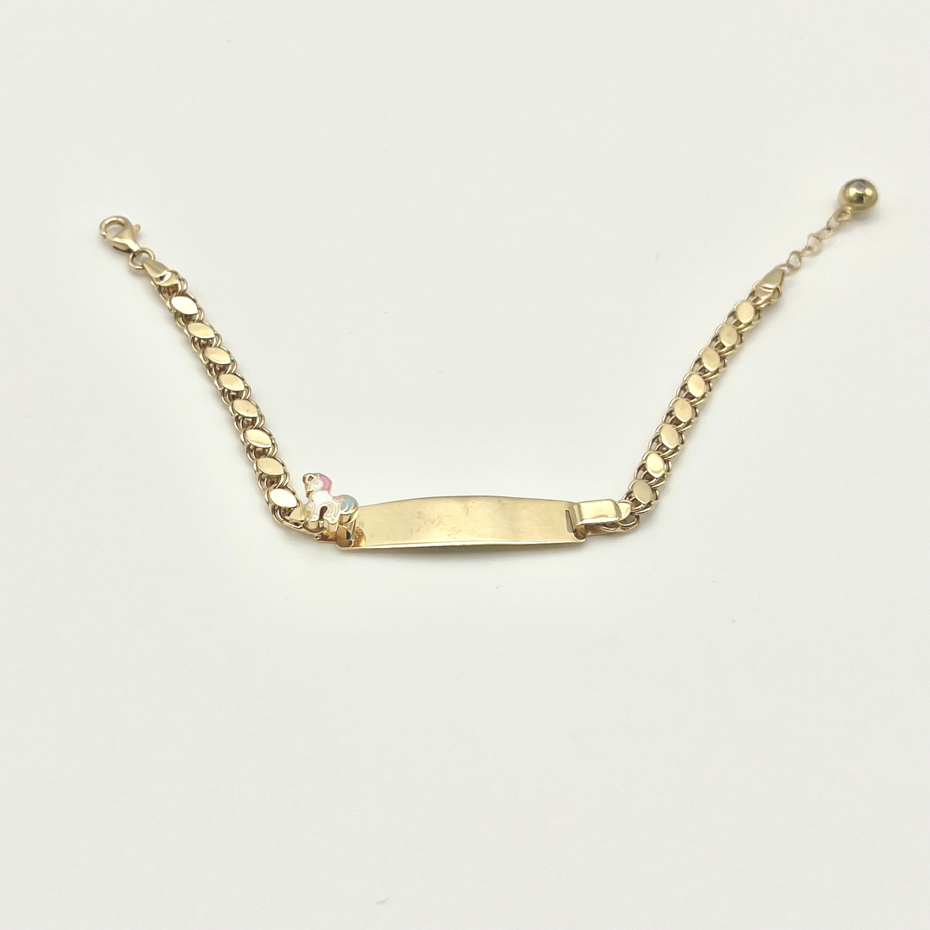 585 Einhorn Charm Kinderarmband aus 14 Karat Gold mit Namensplatte