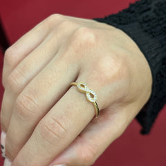 585 Infinia Ring aus 14 Karat Gold mit Zirkonia – eleganter Infinity Damenring