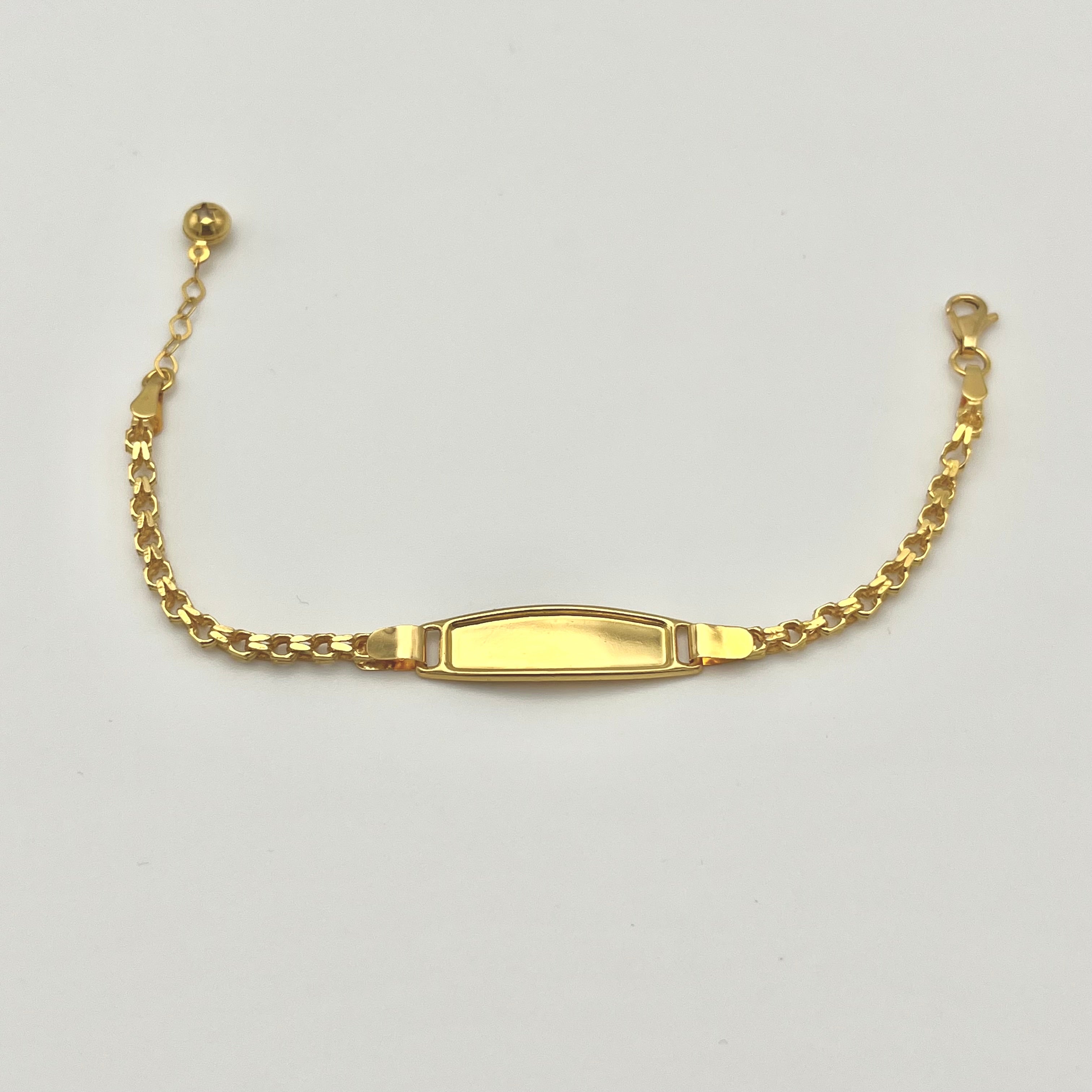 916 Block Kinderarmband aus 22 Karat Gold mit markanter Namensplatte