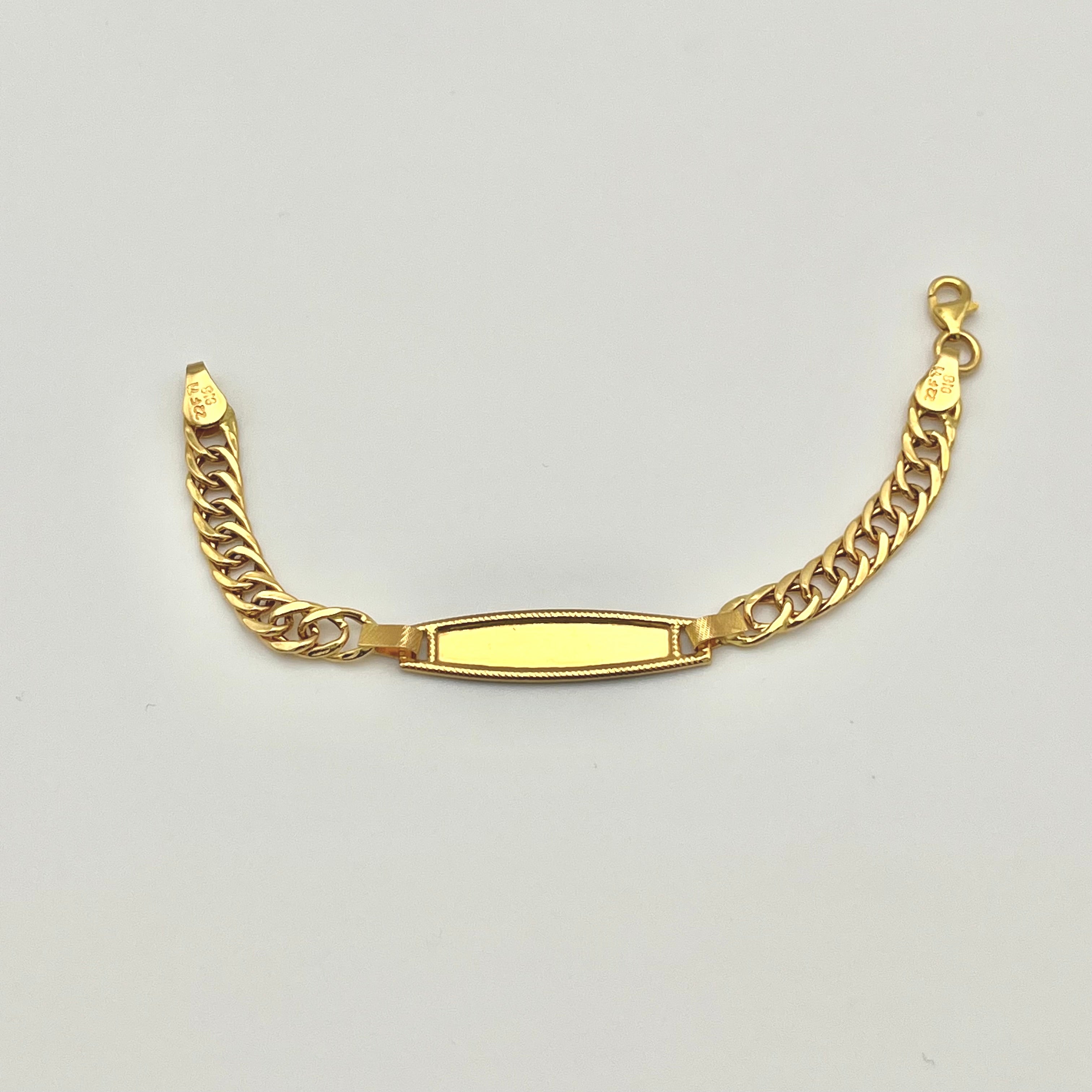 916 Frame Kinderarmband aus 22 Karat Gold mit gerahmter Namensplatte