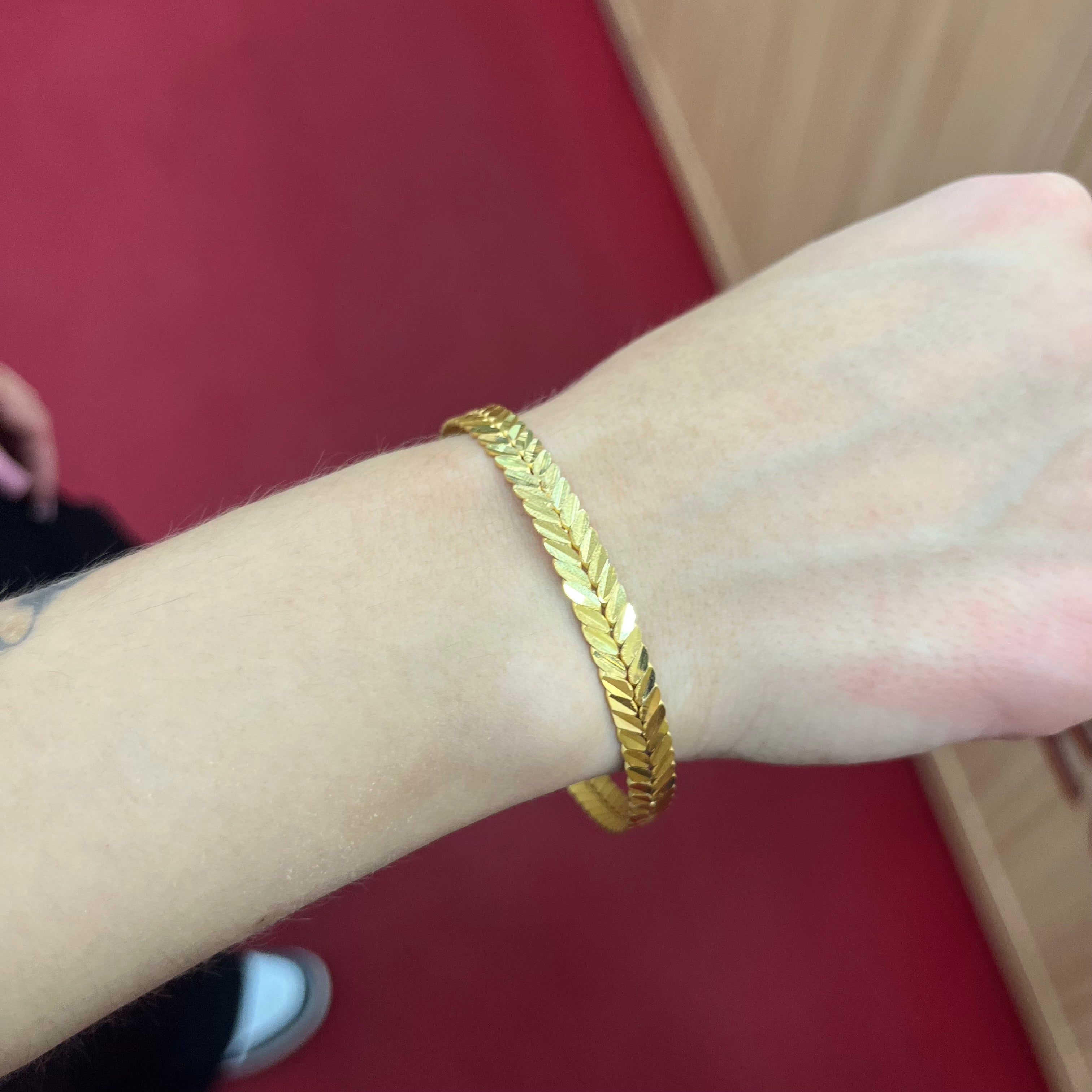 22K Başak Gold Armreifen – traditionelles Design, massiver Damen Armreifen