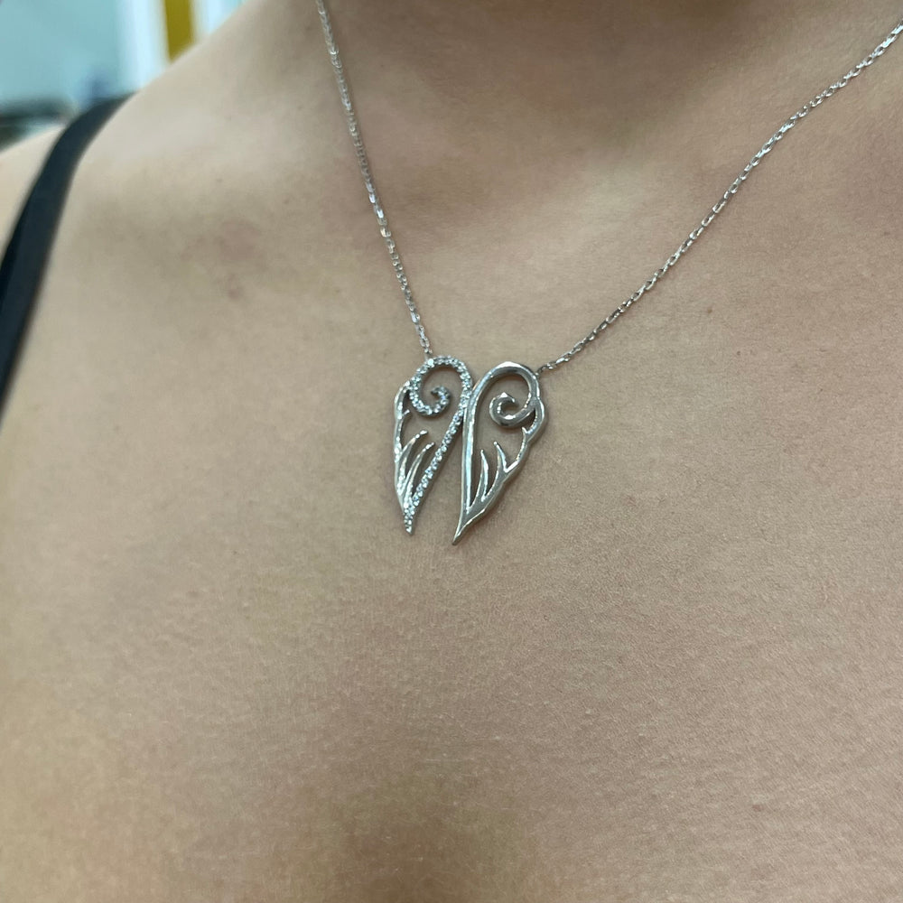 585 Weißgold Kette mit Engelsflügel Anhänger und Zirkonia
