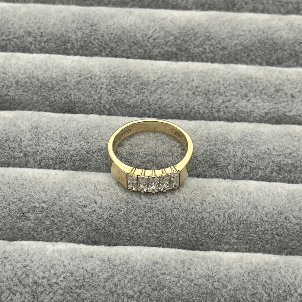 585 Celia Baget Ring aus Gelbgold 14K – glänzende Oberfläche Ansicht