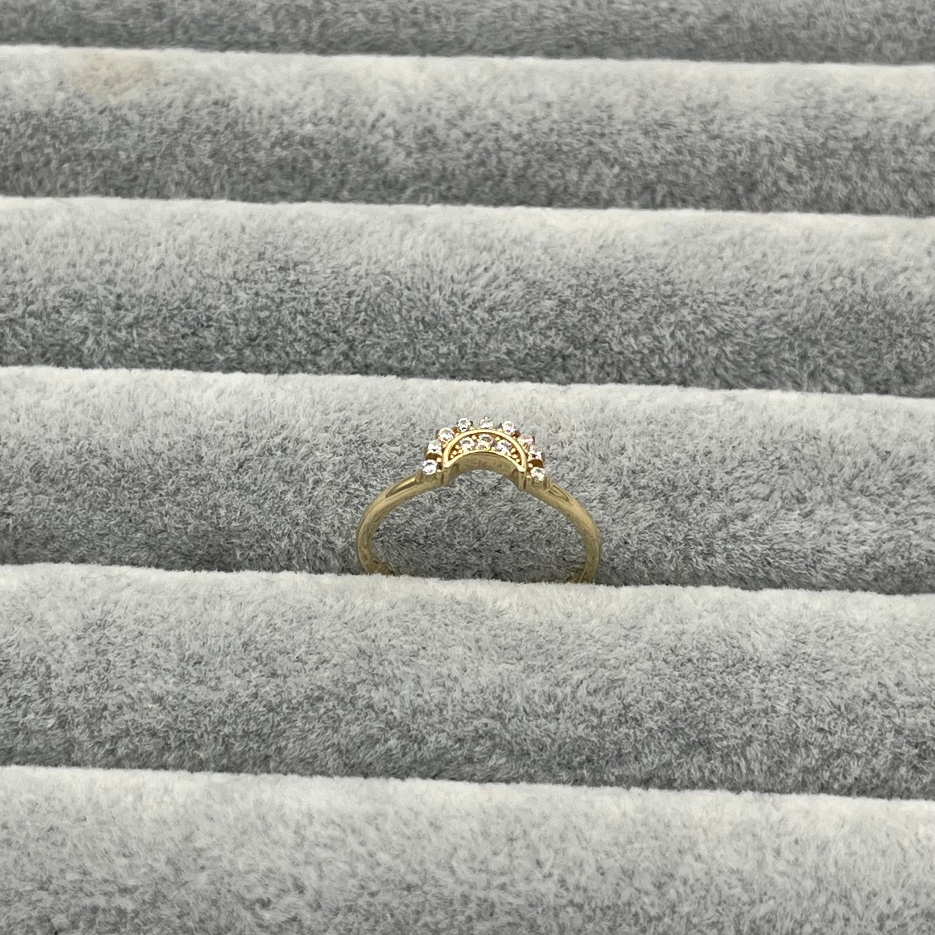 585 Cresya Ring aus Gelbgold 14K – Detailaufnahme