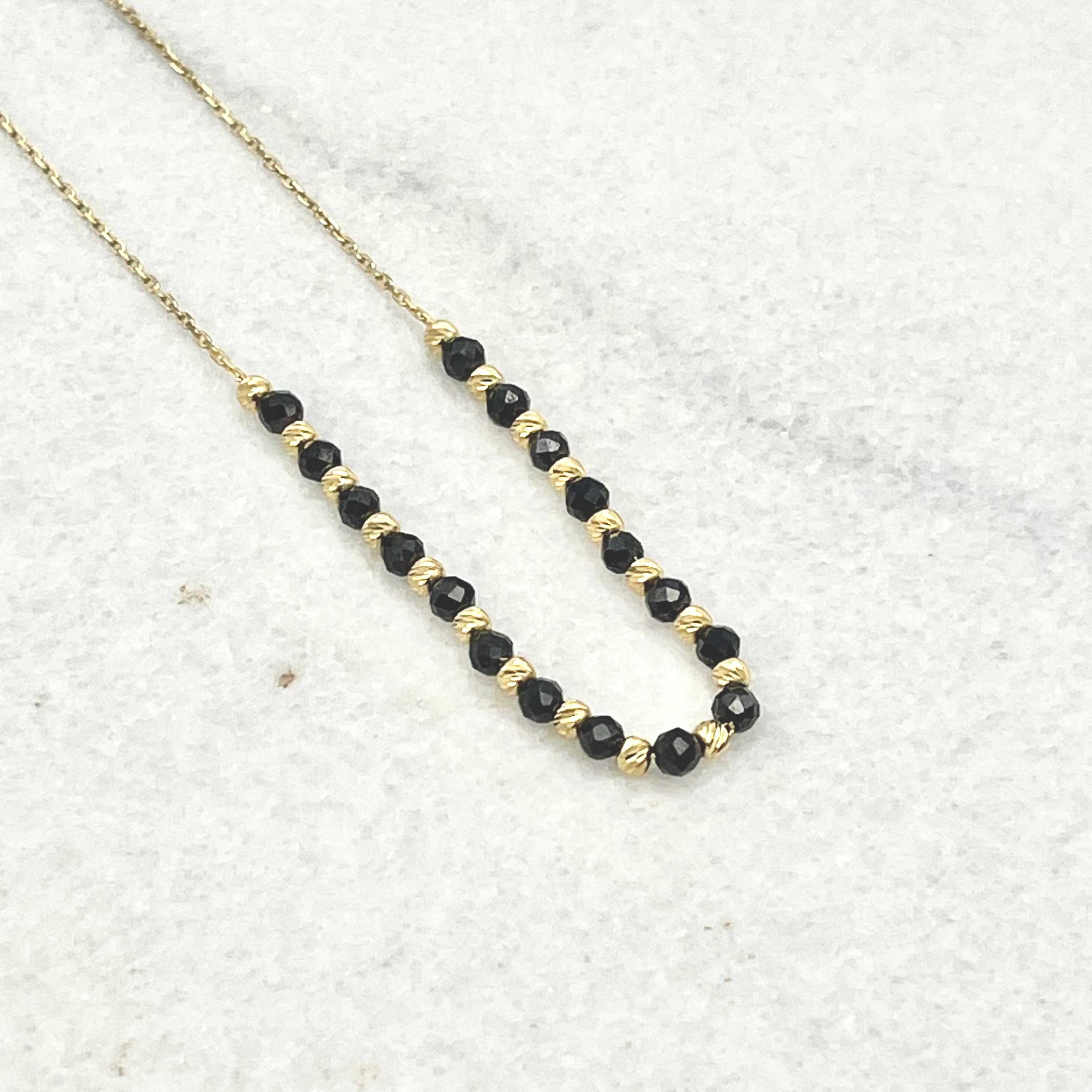 585 Dorika Kette aus Gelbgold 14K – glänzende Oberfläche Detailaufnahme