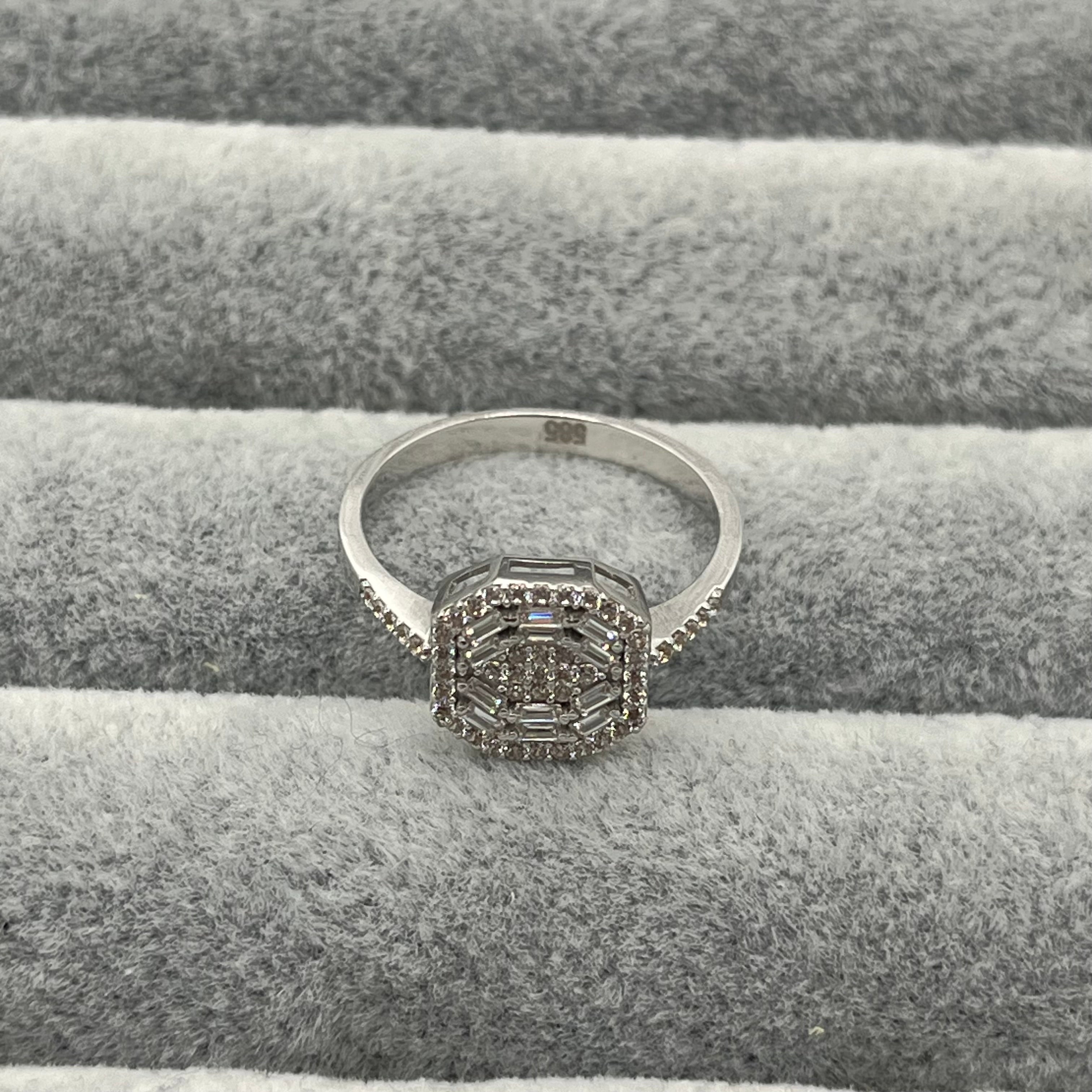 585 Eclipta Baget Ring aus Gelbgold 14K – glänzende Oberfläche Ansicht