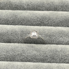 585 Elyra Baget Ring aus Gelbgold 14K – Detailaufnahme