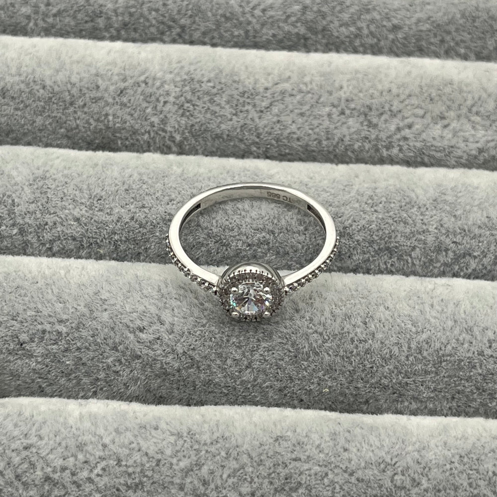 585 Eterna Shine Ring aus Gelbgold 14K – glänzende Oberfläche Ansicht