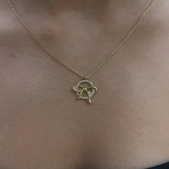 585 Gold Halskette mit Schleifen-Anhänger und Zirkonia – feminine Schmuckdesigns von Eleganz Juwelier