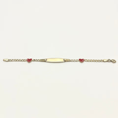 Detailansicht des Herzmotivs am Kinderarmband aus 585 Gold