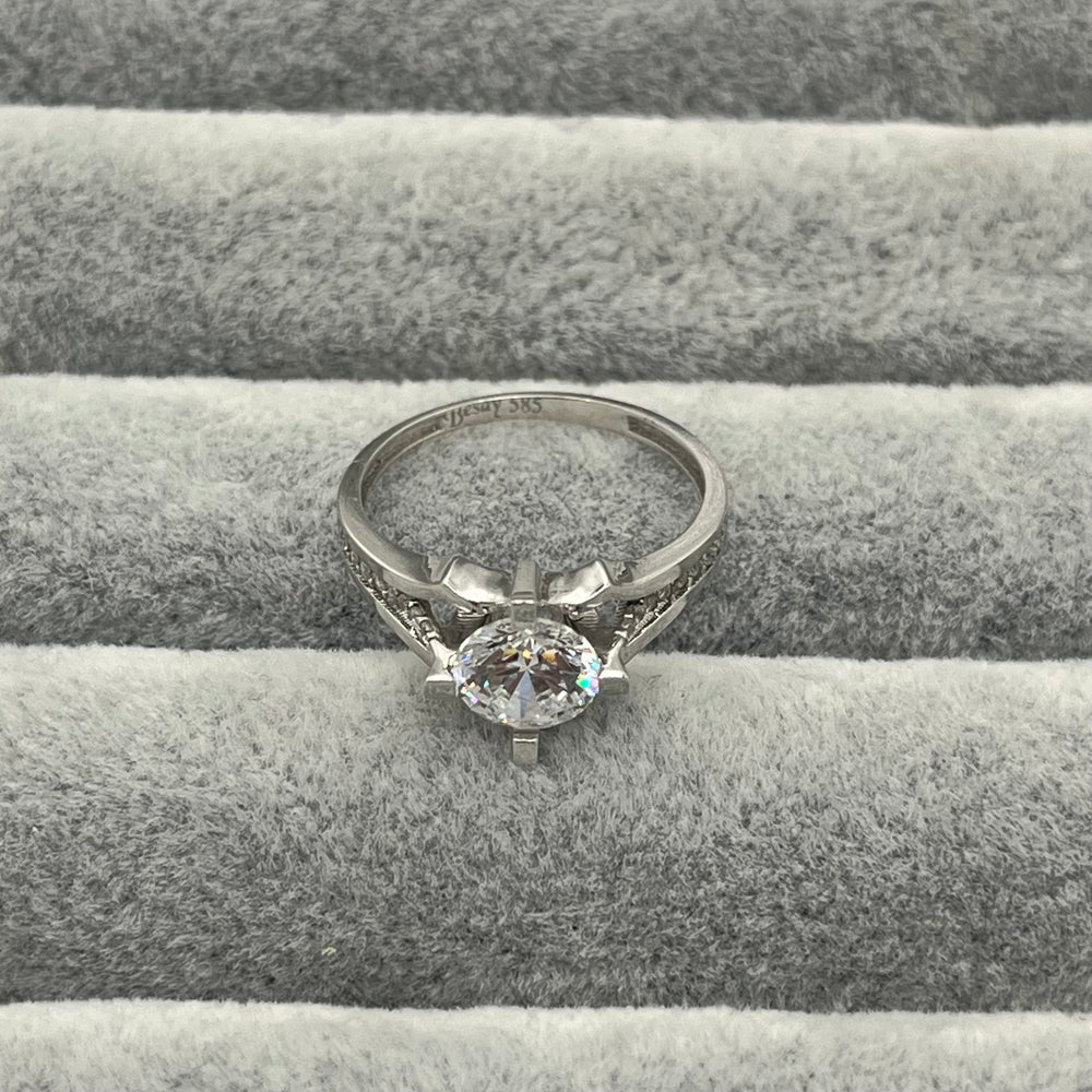 585 Infinity Glow Einstein Ring aus Gelbgold 14K – glänzende Oberfläche Ansicht