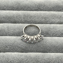 585 Majeste Fünfstein Ring aus Gelbgold 14K – glänzende Oberfläche Ansicht