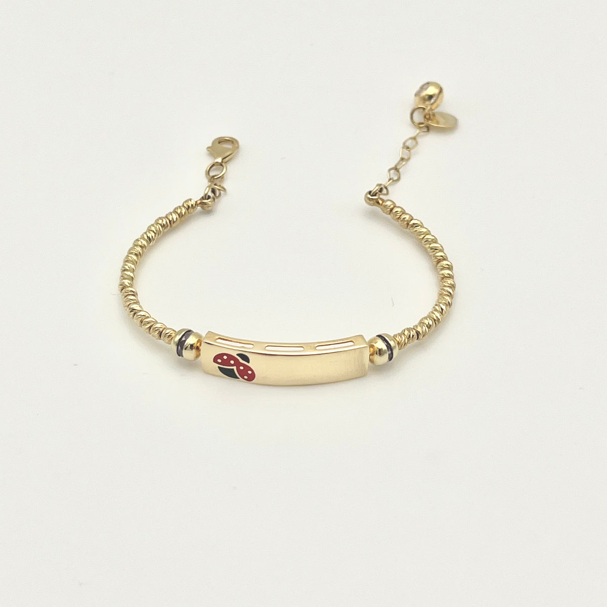 585 Marienkäfer Kinderarmband aus 14 Karat Gold mit Namensplatte