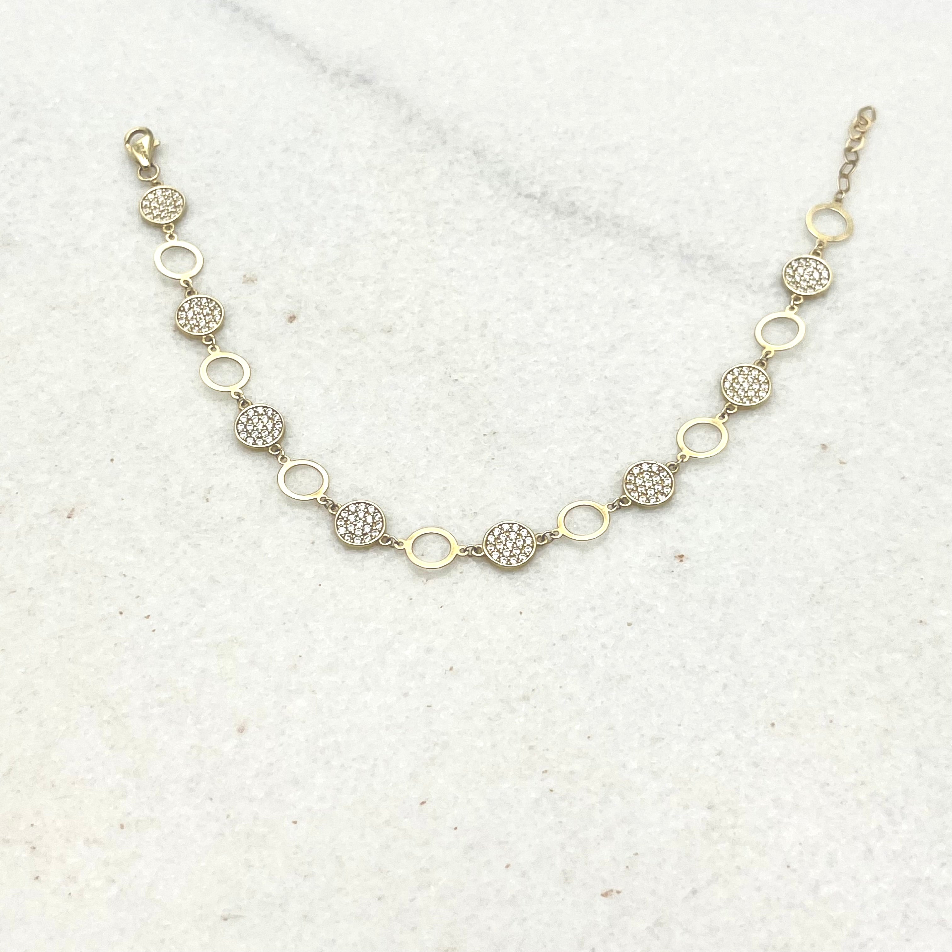 585 Shiny Armband aus Gelbgold 14K – feine Glieder & Verschluss Detail