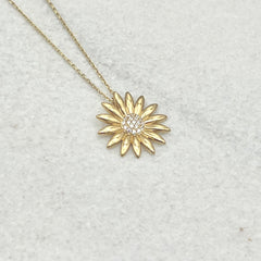 585 Soleya Kette aus Gelbgold 14K – glänzende Oberfläche Detailaufnahme