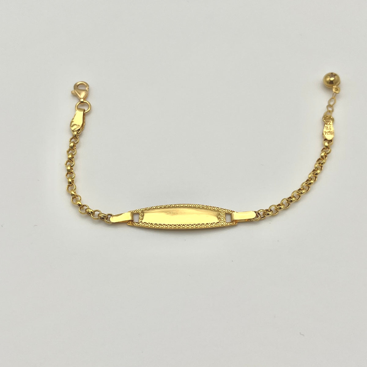 916 Block Flex Kinderarmband aus 22 Karat Gold mit klarer Namensplatte